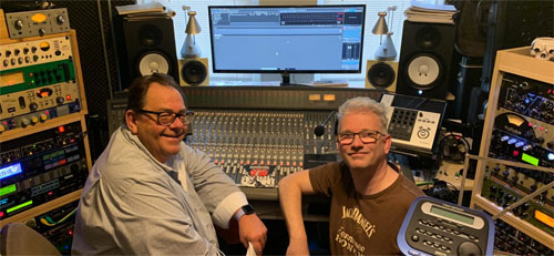 Tom (l) en Arno (r) in de AMPS Recordings studio